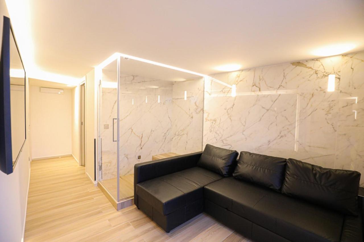 Municipio Luxury Suite Naples Extérieur photo