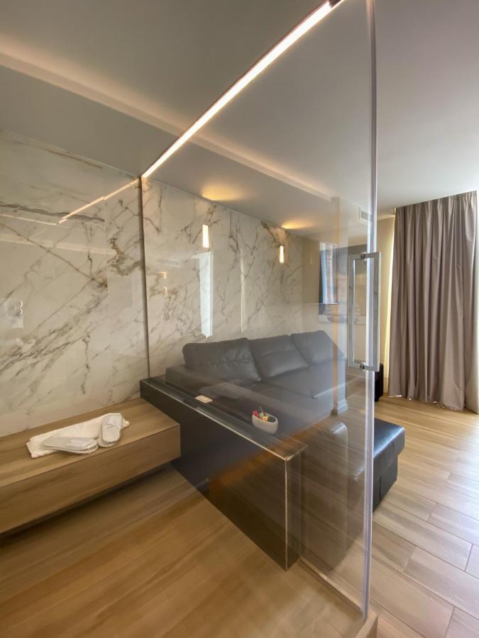 Municipio Luxury Suite Naples Extérieur photo