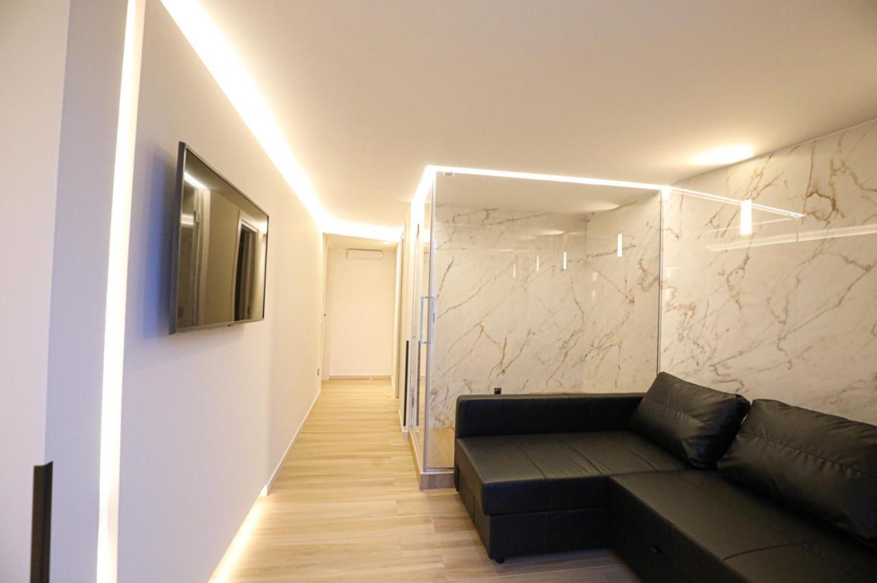 Municipio Luxury Suite Naples Extérieur photo
